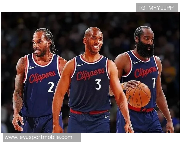 保罗回忆与格里芬的联系仍与昔日快船队友保持沟通 保罗回忆与格里芬的联系仍与昔日快船队友保持沟通