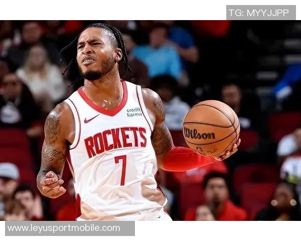 特纳三分球表现惊艳队友鼓励他勇敢投篮展现新风采 特纳三分球表现惊艳队友鼓励他勇敢投篮展现新风采