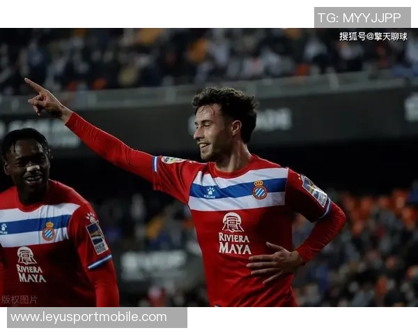 里斯威廉姆斯有望成为科纳特和乔戈麦斯的替补人选 里斯威廉姆斯有望成为科纳特和乔戈麦斯的替补人选