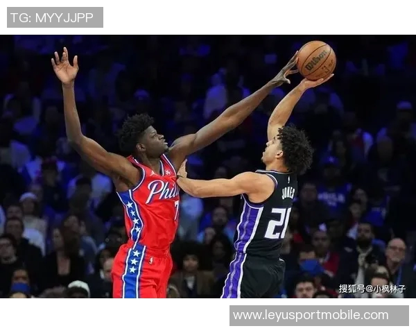 恩比德关键时刻失误三分不中全场表现平平仅得20分6篮板4助攻2盖帽 恩比德关键时刻失误三分不中全场表现平平仅得20分6篮板4助攻2盖帽