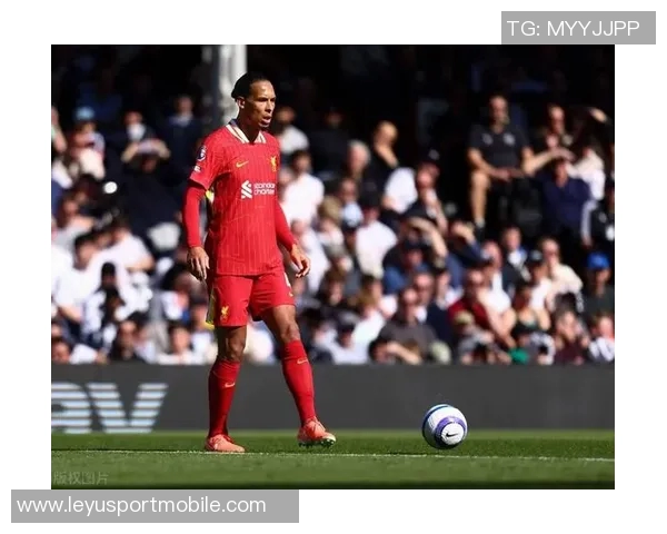 费迪南德指出利物浦整体表现不佳不应仅责怪萨拉赫和范戴克 费迪南德指出利物浦整体表现不佳不应仅责怪萨拉赫和范戴克
