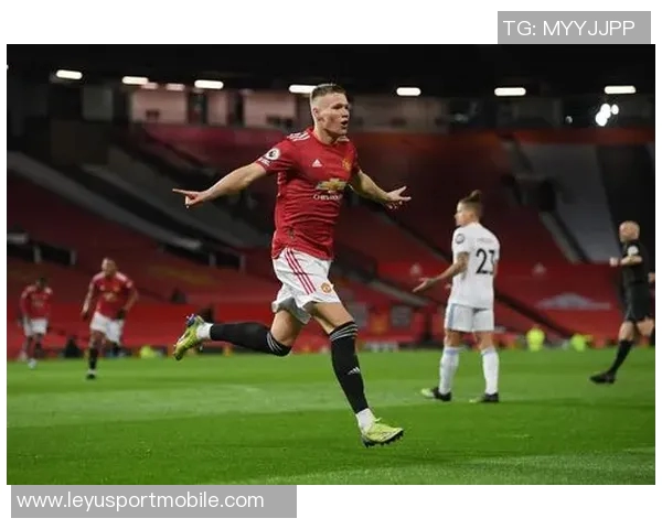 曼联全队提前抵达埃兰路球场备战客战利兹联赛事