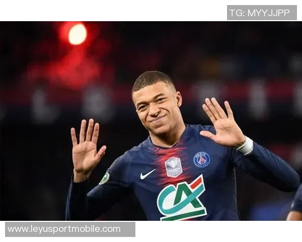 苏莱成为2003年后出生球员中第五位赛季进球20助攻10的优秀球员